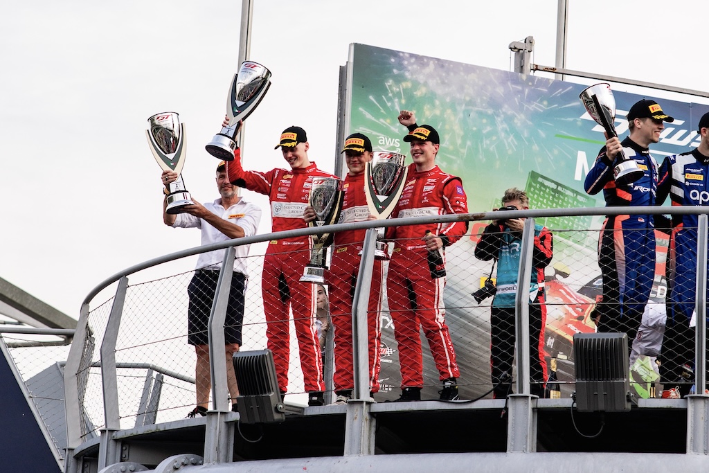 Gennembrud til Selected Car Racing på Monza.
(Foto: Stine Schjøtler / Selected Car Group)
